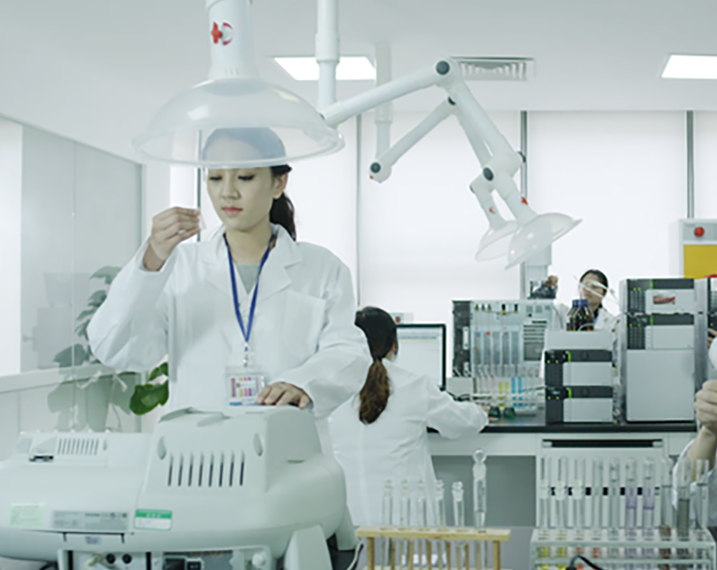 祝賀棟方股份入選廣州第二批“定制之都”示范單位，化妝品定制時代已經來臨！